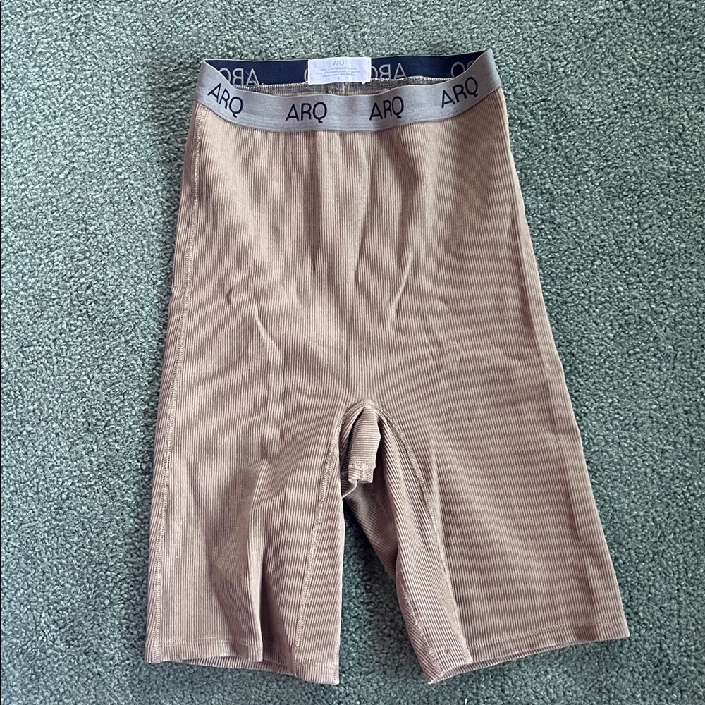 ARQ Olive Green Bike Shorts - Picture 2 of 4